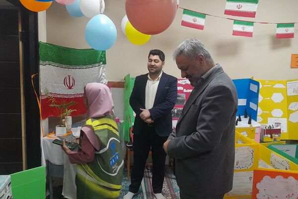 برپایی نمایشگاه طرح جابر در مدرسه حسنا بهارستان‌۲