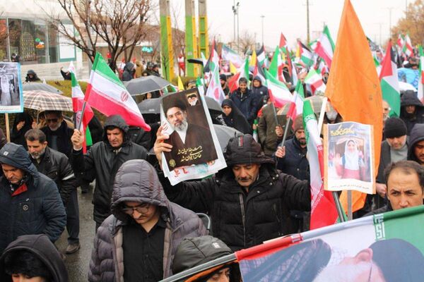 حضور حماسی مردم شهرستان پردیس در راهپیمایی روز قدس با وجود بارندگی