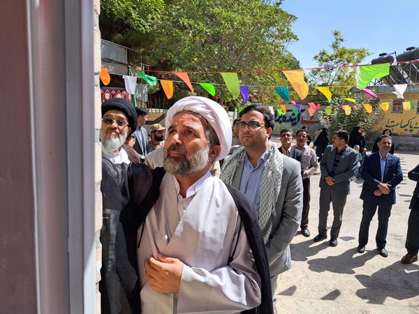 آیین بازگشایی مدارس و افتتاح نماز خانه، در آموزشگاه تکتم باخرز