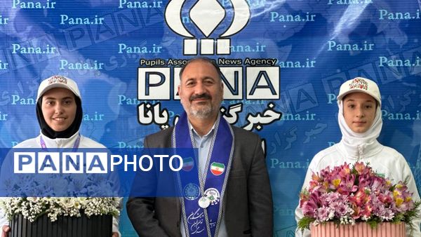 تجلیل سرپرست آموزش و پرورش استان مرکزی از دانش‌آموزان افتخارآفرین در المپیک دانش‌آموزی 