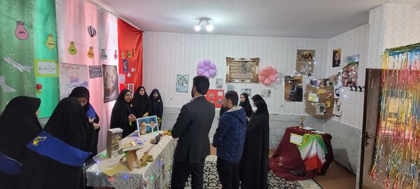 افتتاح مدرسه انقلاب در دبیرستان پردیسان آشخانه
