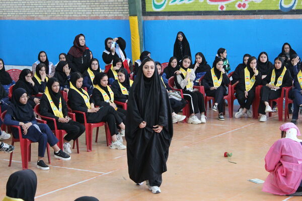 برگزاری اردوی تمشک در شهرستان گرمه 
