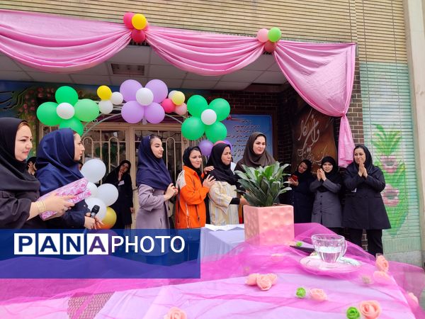 روز معلم در دبستان سروقد مشهد