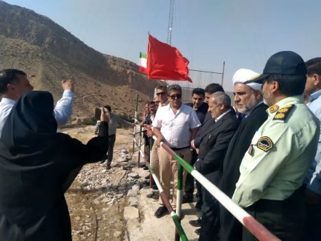 بازدید وزیر آموزش و پرورش از پروژه در حال ساخت سد سیکان