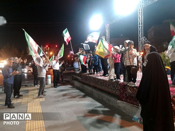 حضور حماسی مردم و فرهنگیان ناحیه ۶ در اجتماع بزرگ «یاوران ولایت»