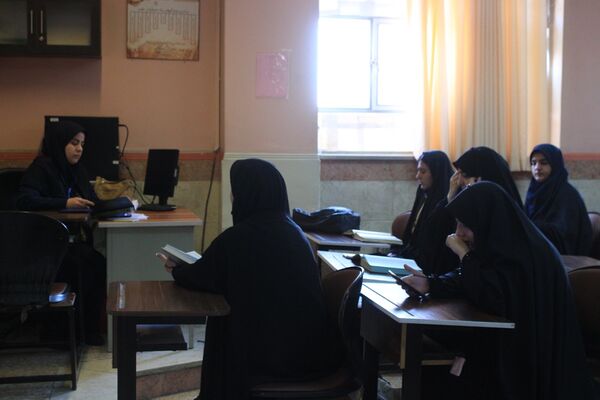  مسابقات قرآن، عترت و نماز متوسطه اول و دوم دختران بهارستان‌دو