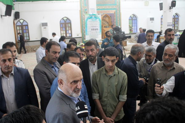 حضور پرشور مردم ولایت‌مدار بوشهر در پای صندوق‌های رأی