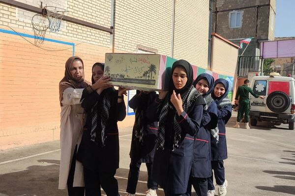 مدراس شهرستان قدس میزبان پرچم حرم امام حسین (ع) و شهید گمنام 