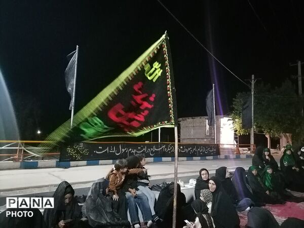 حضور خودجوش  مردم شهر بار در سومین شب ماه محرم  در حسینیه شهدای شهر بار 