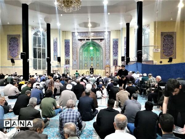 بزرگداشت چهلمین روز شهادت دانش‌آموز «سیدمحمد حسینی مقدم» در قم