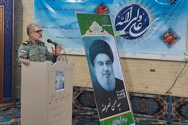 نواخته شدن زنگ بسیج و پدافند غیرعامل در مدارس ملاصدرا و شهید بهشتی ناحیه دو شهرری 