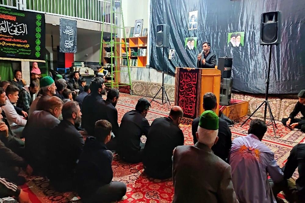 مراسم شهادت قائد امت در شهر بار نیشابور