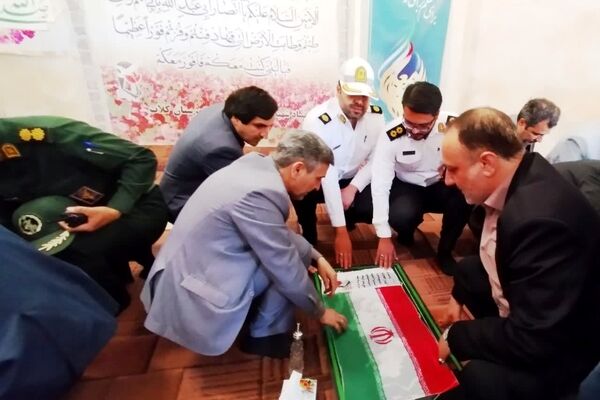 عطر افشانی مزار شهدای مسجد جامع شهر کلات