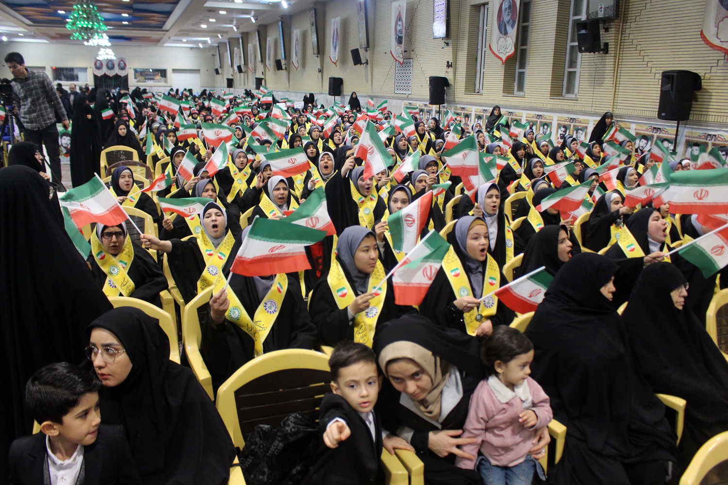 جلوه‌های ویژه سی و نهمین یادواره یکهزار شهید دانش آموز و فرهنگی استان قم