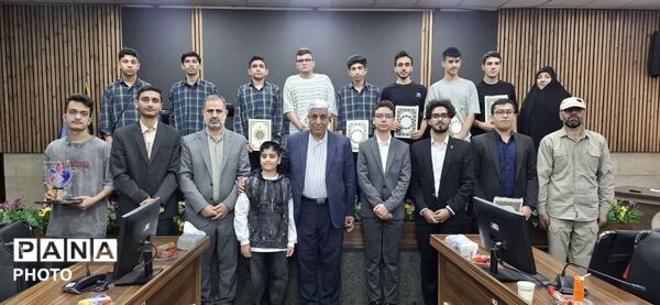 تجلیل از دانش‌آموزان برتر جشنواره نوجوان سالم
