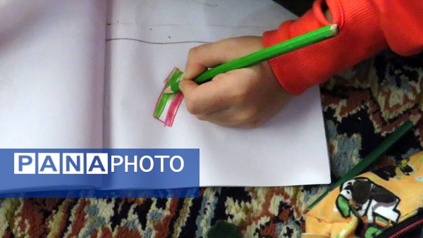 دهه نودی‌ها در نماز عبادی سیاسی جمعه