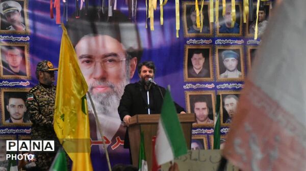 سخنرانی دکتر عبدالملکی در چهل‌وهشتمین شب تجمعات؛ حضور پرشور شهروندان قروه