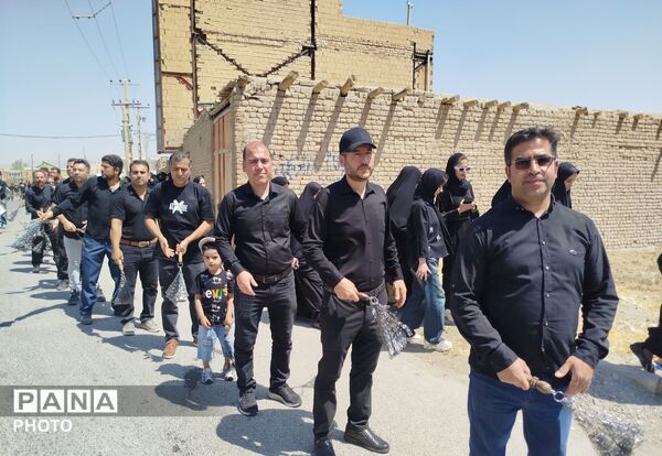 تجدید پیمان وفاداری در دهنو اورزمان