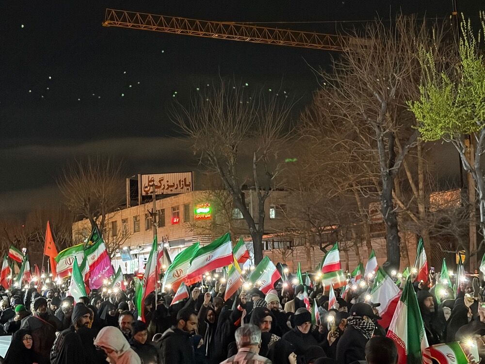 بیعت مردم کرج با سومین رهبر انقلاب اسلامی 