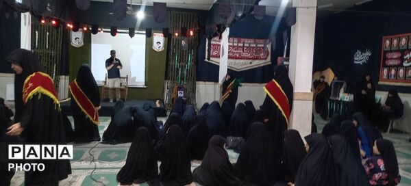 سومین روز از مراسم عزاداری سیدالشهدا امام حسین (ع)و همچنین رهبر معظم انقلاب اسلامی