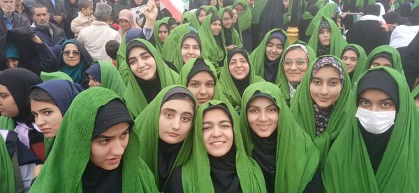 سازمان دانش‌آموزی و پانا استان یزد همه پای کار در ۲۲ بهمن