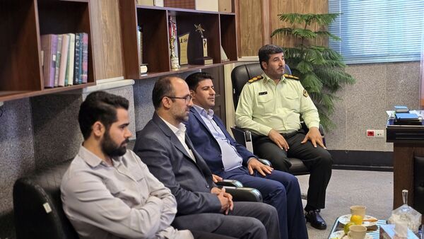 تبریک پیشتازان کوچک به مدافعان بزرگ امنیت در هفته نیروی انتظامی