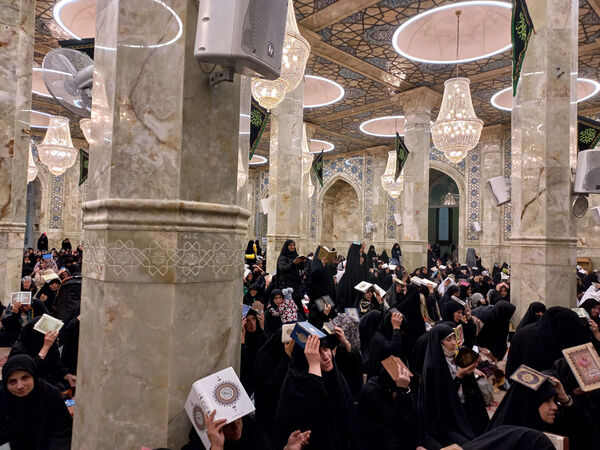 مراسم احیا شب بیست و یکم ماه رمضان در مسجد اعظم قم
