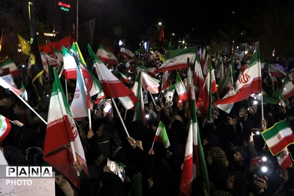 تشییع پیکر دو شهید والامقام در نیشابور 
