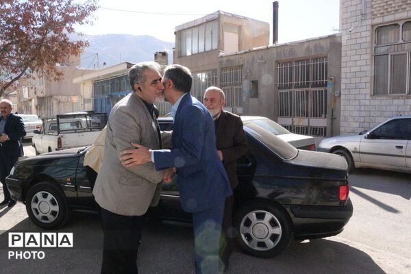  بازدید نماینده مجلس از مدارس فیروزکوه و دماوند به مناسبت هفته امور‌تربیتی