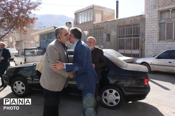  بازدید نماینده مجلس از مدارس فیروزکوه و دماوند به مناسبت هفته امور‌تربیتی