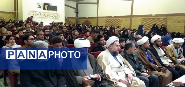 ملایر میزبان اجلاس سراسری نماز دانش‌آموزی شد