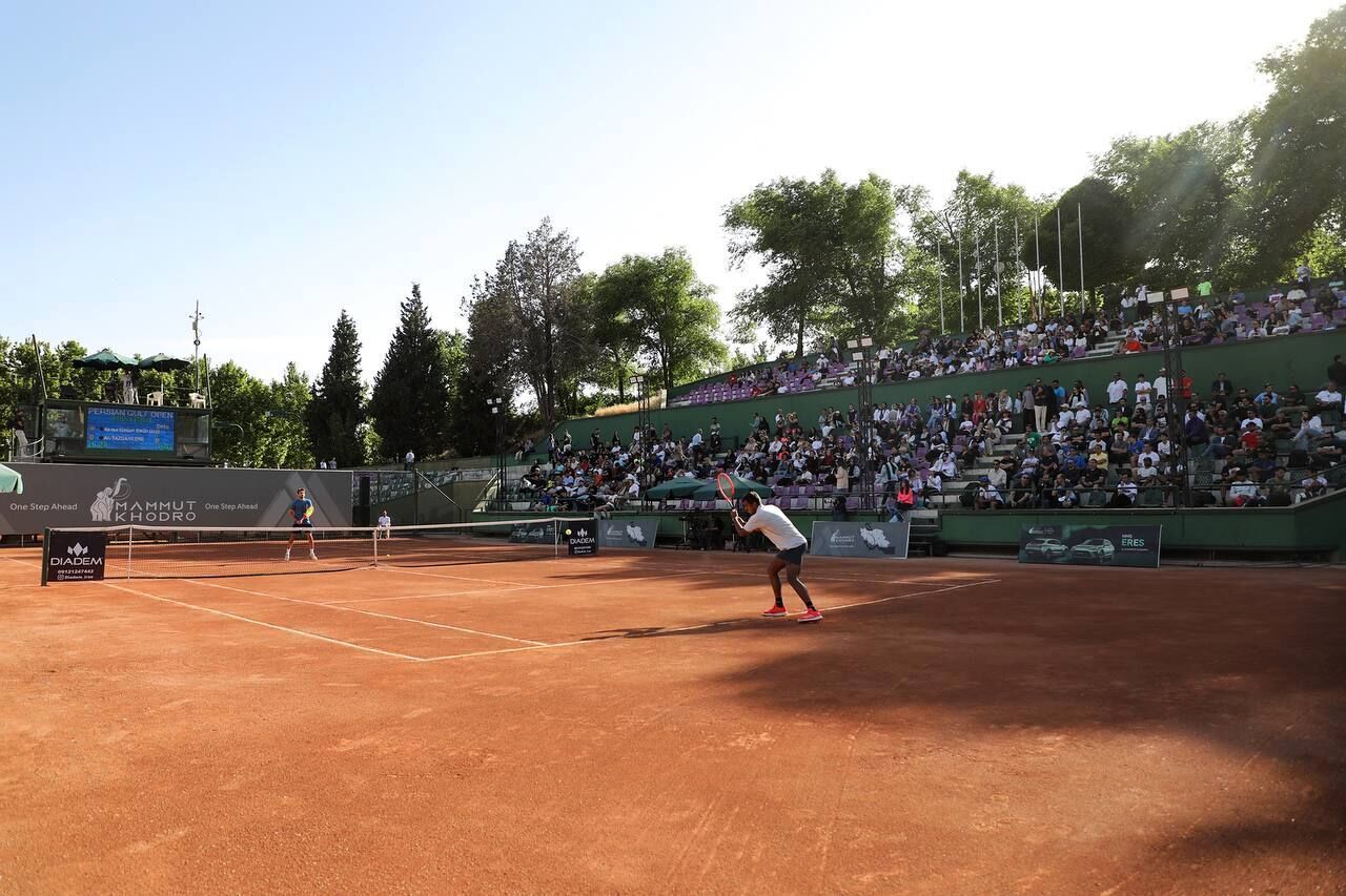 برای نخستین‌بار؛ داوران زن ایرانی در تنیس ناگویا قضاوت می‌کنند