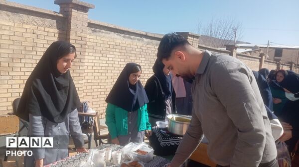 دوازدهمین جشنواره نوجوان خوارزمی در دبیرستان خدیجه کبری(س) بیرانوند