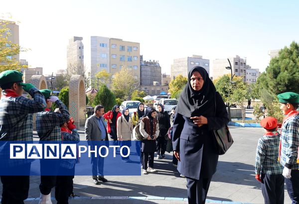 آیین تجلیل از برگزیدگان جشنواره‌های فرهنگی و هنری شمال‌غرب کشور در تبریز