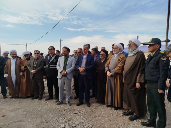 آیین افتتاحیه برق و گودبرداری نهضت ملی مسکن سایت دانشگاه بلوار پیام نور شهرستان کاشمر 
