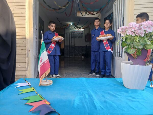 جشن  ولادت حضرت زینب(س) در دبستان عجب شیر