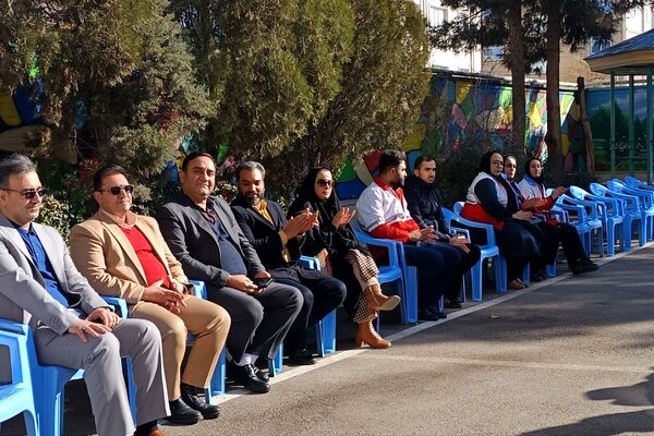 مانور زلزله در مدرسه فرزانگان ورامین