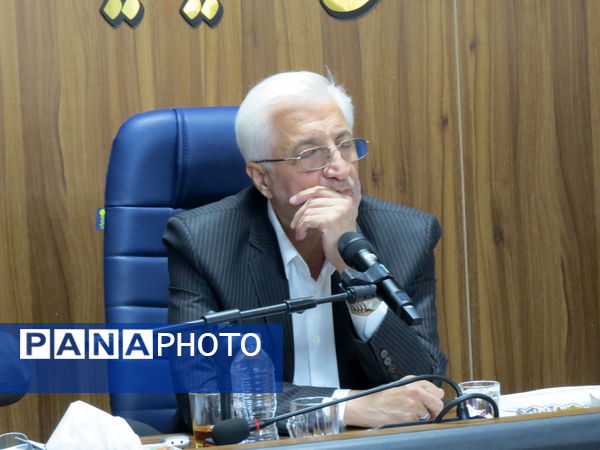 برگزاری جلسه پروژه‌های نهضت ملی توسعه عدالت در فضاهای آموزشی