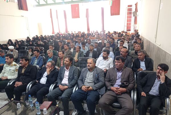 جشن بزرگداشت مقام معلم در شهرستان فلارد