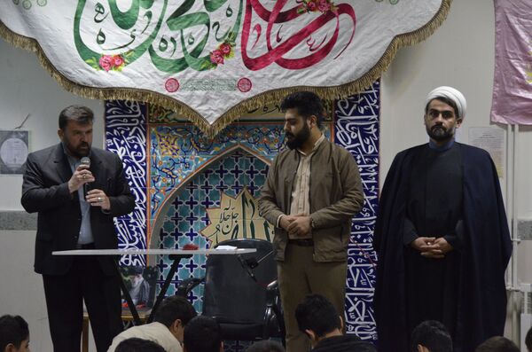 جشن ولادت امام علی (ع) و روز پدر در دبیرستان دوره اول ابوریحان بیرونی ۲