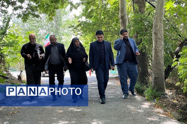 بازرسی مکان برگزاری رقابت‌های ورزش دانش‌آموزی در منطقه رودهن توسط مسئولان اداره‌کل شهرستان‌های تهران