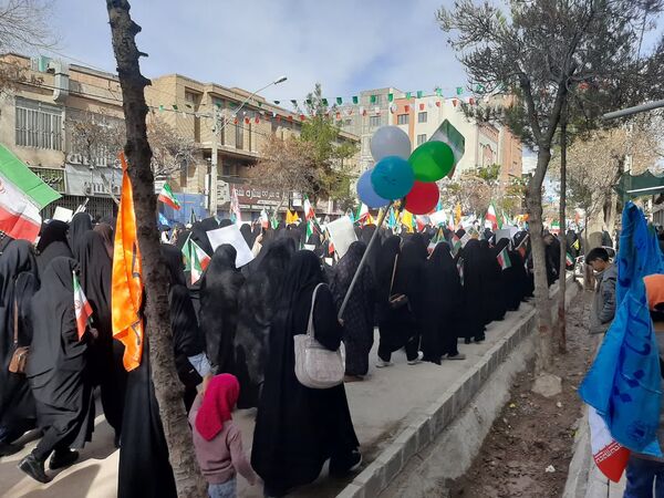 راهپیمایی پیروزی انقلاب اسلامی در کرمان