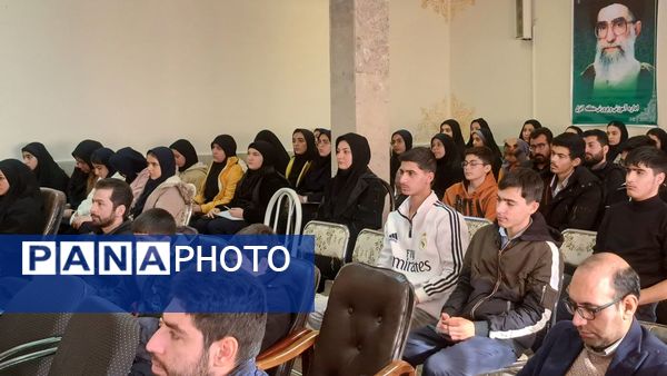 دوره آموزش خبرنگاری و عکاسی در منطقه انزل