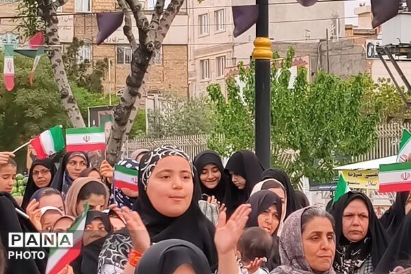 همایش مادر و دختری جان فدا در بهارستان دو