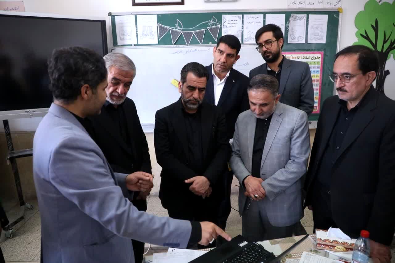 بازدید معاون حقوقی و امور مجلس وزارت آموزش و پرورش از کانون ارزیابی استخدامی آموزگاری 