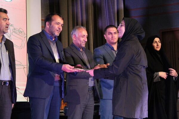 اختتامیه جشنواره ملی هنری در شهرکرد‌
