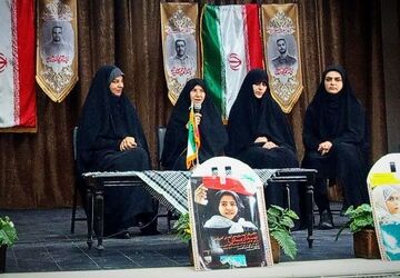 همایش دانش‌آموزی علمداران عفاف در کاشان