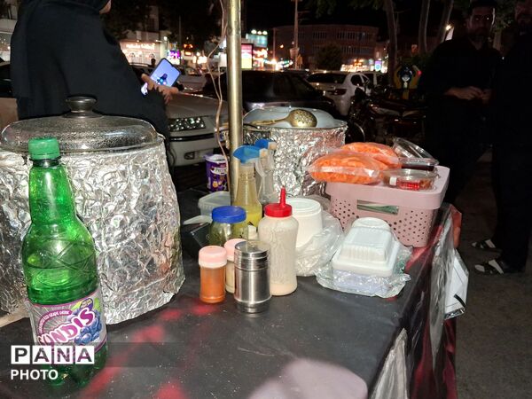 خدمات رسانی موکب های مردمی حسینه فضل 