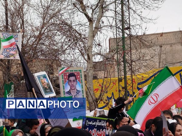 راهپیمایی 22 بهمن با حضور گسترده ای از مردم در شهرستان نیشابور