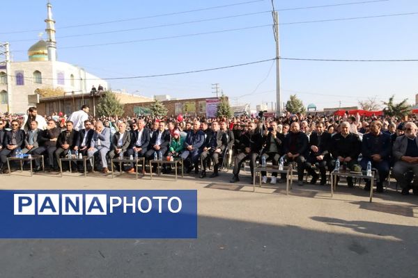 دومین جشنواره زرشک سیاه در روستای تیل شهرستان شبستر